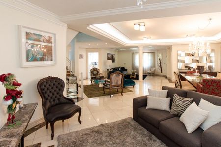 Sala de casa à venda com 4 quartos, 350m² em Barro Branco (zona Norte), São Paulo