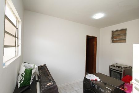 Casa para alugar com 70m², 2 quartos e sem vagaSala