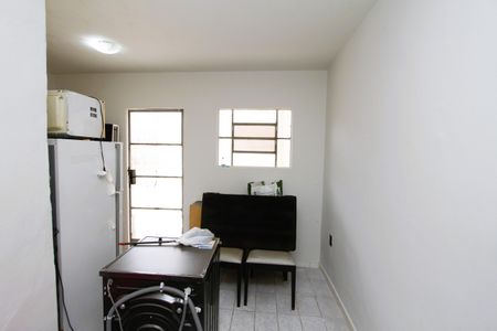 Casa para alugar com 70m², 2 quartos e sem vagaSala
