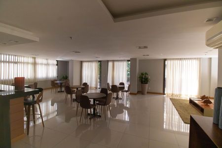 Apartamento à venda com 76m², 2 quartos e 1 vagaÁrea comum