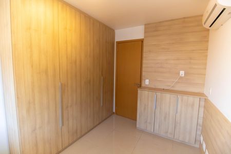 Apartamento à venda com 76m², 2 quartos e 1 vagaQuarto 