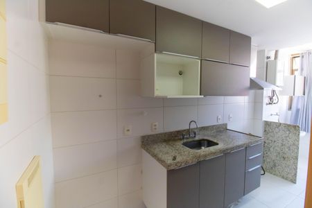 Apartamento à venda com 76m², 2 quartos e 1 vagaCozinha e Área de Serviço
