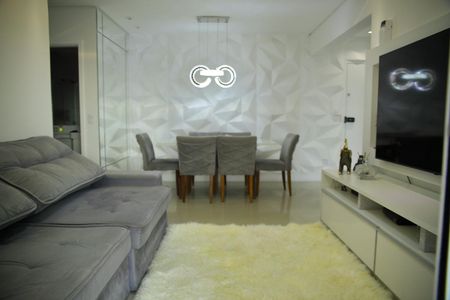 Apartamento à venda com 70m², 2 quartos e 1 vagaSala