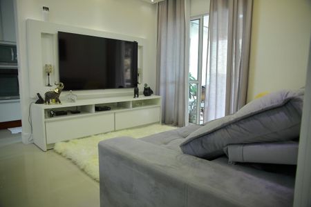 Apartamento à venda com 70m², 2 quartos e 1 vagaSala
