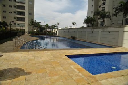 Apartamento à venda com 70m², 2 quartos e 1 vagaÁrea comum - Piscina