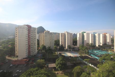 Quarto 2 - Vista de apartamento para alugar com 2 quartos, 50m² em Jacarepaguá, Rio de Janeiro