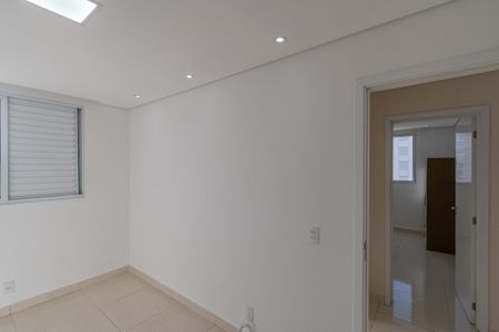 Apartamento para alugar com 57m², 2 quartos e 1 vagaQuarto 