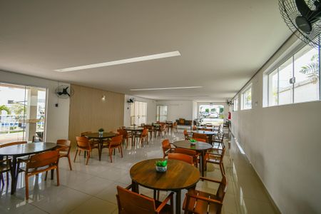 Apartamento para alugar com 57m², 2 quartos e 1 vagaÁrea comum - Salão de festas