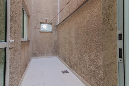 Apartamento para alugar com 67m², 2 quartos e 1 vagaQuintal