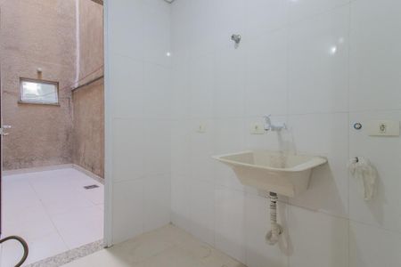 Apartamento para alugar com 67m², 2 quartos e 1 vagaÁrea de serviço