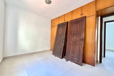 Casa à venda com 170m², 3 quartos e 2 vagas Casa à venda com 170m², 3 quartos e 2 vagasQuarto 2