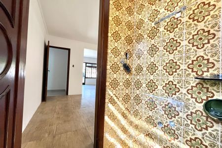 Casa à venda com 170m², 3 quartos e 2 vagas Casa à venda com 170m², 3 quartos e 2 vagasLavabo