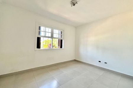 Casa à venda com 170m², 3 quartos e 2 vagas Casa à venda com 170m², 3 quartos e 2 vagasQuarto 3