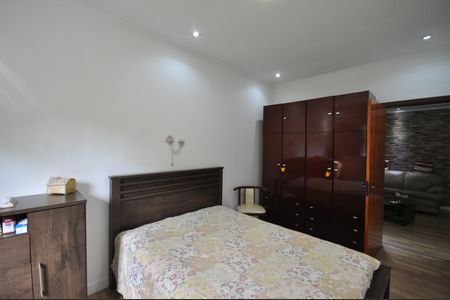 Casa à venda com 255m², 4 quartos e 3 vagasQuarto 2