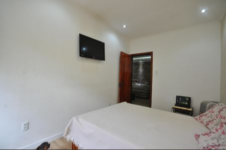 Casa à venda com 255m², 4 quartos e 3 vagasQuarto Suíte