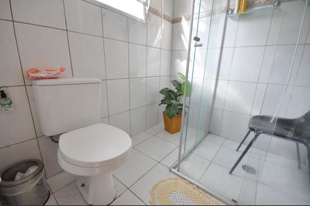 Casa à venda com 255m², 4 quartos e 3 vagasBanheiro 1