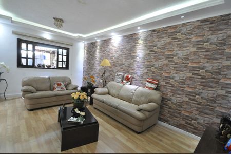 Casa à venda com 255m², 4 quartos e 3 vagasSala 1