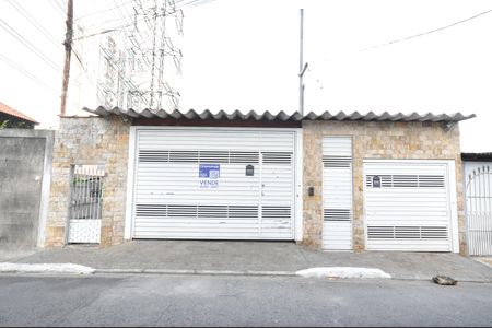 Casa à venda com 255m², 4 quartos e 3 vagasFachada