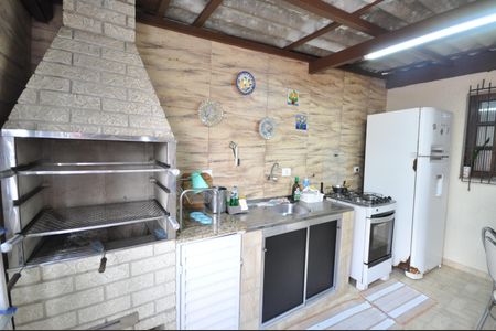Casa à venda com 255m², 4 quartos e 3 vagasChurrasqueira