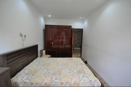 Casa à venda com 255m², 4 quartos e 3 vagasQuarto 2