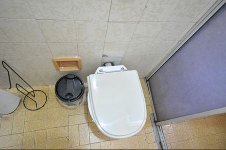 Casa à venda com 255m², 4 quartos e 3 vagasBanheiro 2