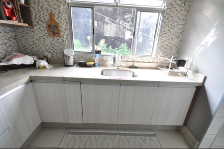 Casa à venda com 255m², 4 quartos e 3 vagasCozinha 1