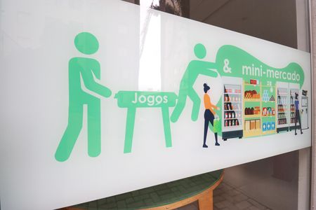 Apartamento à venda com 42m², 2 quartos e sem vagaÁrea comum