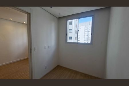 Quarto  de apartamento para alugar com 2 quartos, 35m² em Jardim Sabara, São Paulo