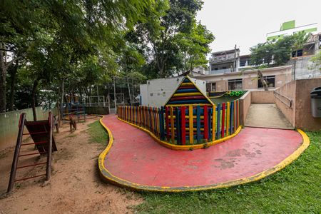 Apartamento à venda com 40m², 2 quartos e sem vagaÁrea Comum - Playground 