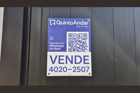 Casa à venda com 176m², 2 quartos e 4 vagas Casa à venda com 176m², 2 quartos e 4 vagasPlaca