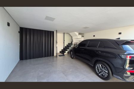 Garagem de casa à venda com 2 quartos, 176m² em Campestre, Santo André