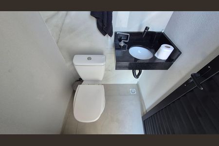 Casa à venda com 176m², 2 quartos e 4 vagas Casa à venda com 176m², 2 quartos e 4 vagasLavabo