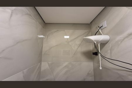 Casa à venda com 176m², 2 quartos e 4 vagas Casa à venda com 176m², 2 quartos e 4 vagasBanheiro da suíte