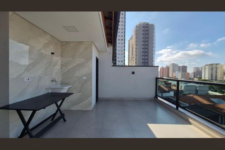 Casa à venda com 176m², 2 quartos e 4 vagas Casa à venda com 176m², 2 quartos e 4 vagasCobertura