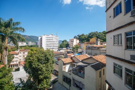 Apartamento para alugar com 80m², 2 quartos e sem vagaQuarto 1 Vista