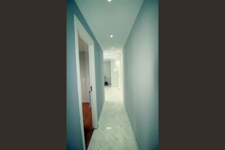 Sala - Corredor de apartamento para alugar com 2 quartos, 44m² em Vila da Penha, Rio de Janeiro