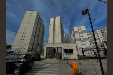 Apartamento à venda com 63m², 3 quartos e 1 vaga Apartamento à venda com 63m², 3 quartos e 1 vagaFachada