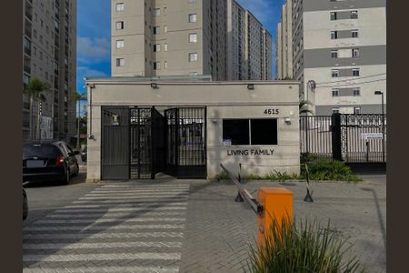 Apartamento à venda com 63m², 3 quartos e 1 vaga Apartamento à venda com 63m², 3 quartos e 1 vagaFachada