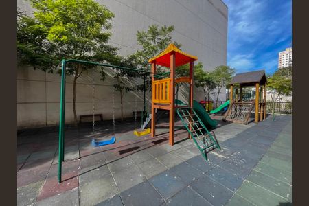 Apartamento à venda com 63m², 3 quartos e 1 vaga Apartamento à venda com 63m², 3 quartos e 1 vagaÁrea Comum - Playground