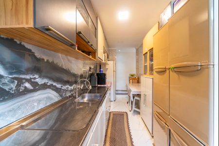 Apartamento à venda com 54m², 2 quartos e 1 vagaCozinha 