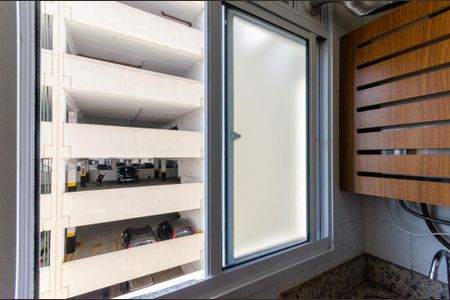 Apartamento à venda com 44m², 2 quartos e 1 vaga Apartamento à venda com 44m², 2 quartos e 1 vagaCozinha - Janela
