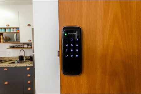 Apartamento à venda com 44m², 2 quartos e 1 vaga Apartamento à venda com 44m², 2 quartos e 1 vagaFechadura Eletrônica
