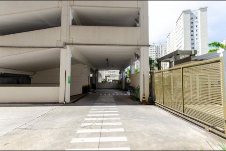 Apartamento à venda com 44m², 2 quartos e 1 vaga Apartamento à venda com 44m², 2 quartos e 1 vagaPortaria