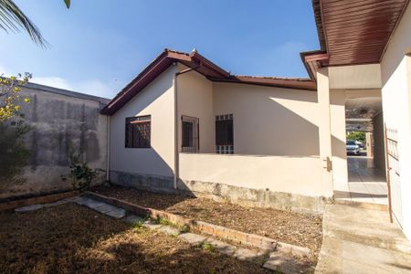 Casa para alugar com 140m², 4 quartos e 4 vagasFachada