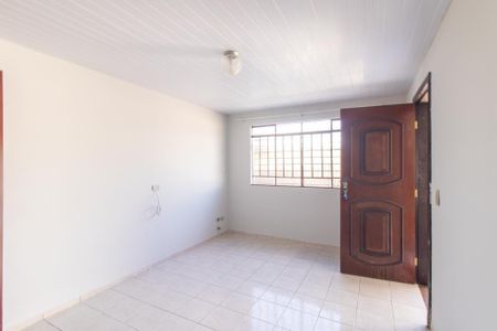 Sala de casa para alugar com 4 quartos, 140m² em Capão Raso, Curitiba