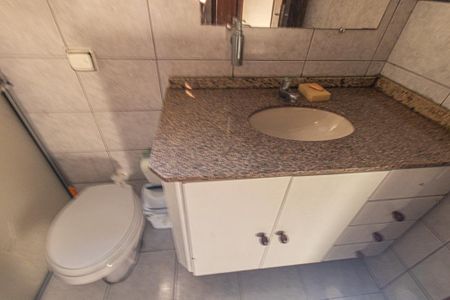 Casa para alugar com 140m², 4 quartos e 4 vagasBanheiro Social