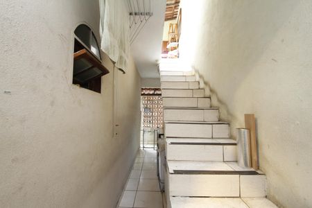 Casa à venda com 280m², 4 quartos e 3 vagasEscada