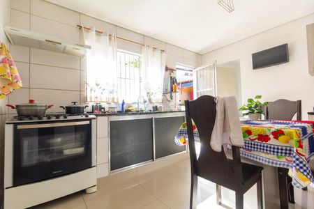 Casa à venda com 300m², 6 quartos e 2 vagasCozinha