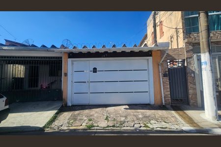 Casa à venda com 300m², 6 quartos e 2 vagasFachada