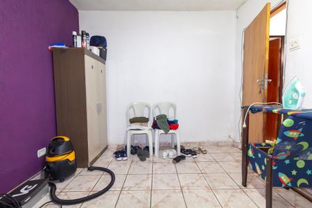 Casa à venda com 300m², 6 quartos e 2 vagasQuarto 2
